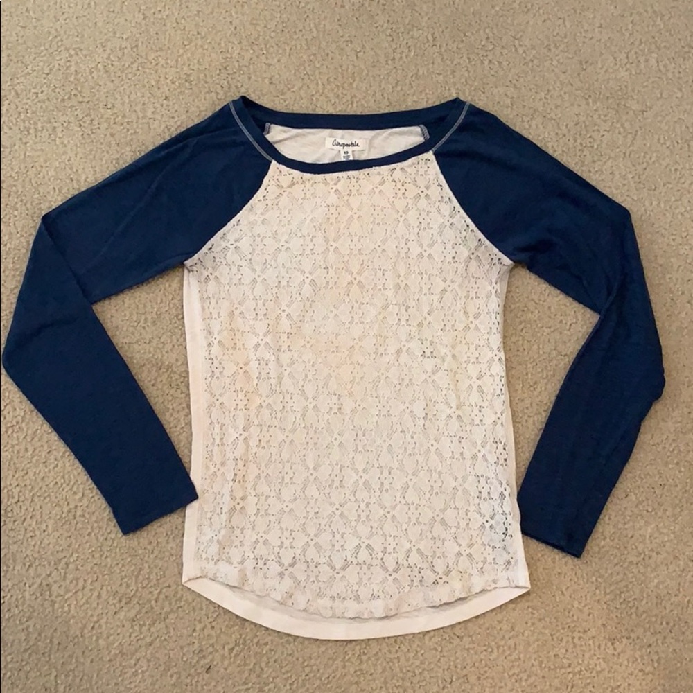 Long sleeve lace top